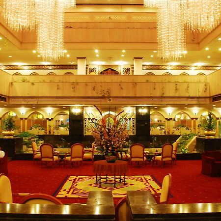 Dhahran International Hotell Exteriör bild