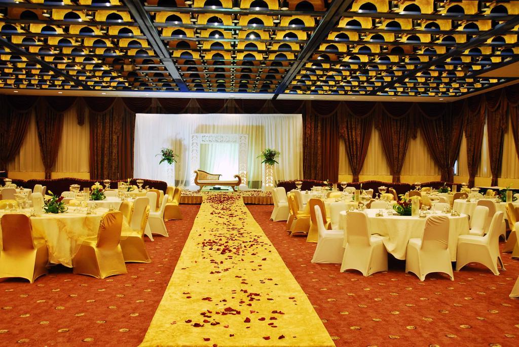 Dhahran International Hotell Exteriör bild