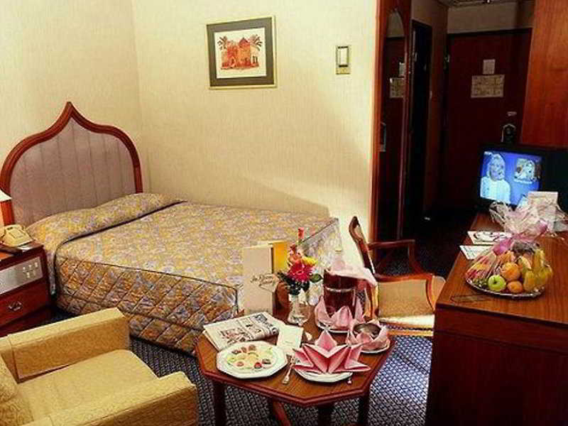 Dhahran International Hotell Exteriör bild